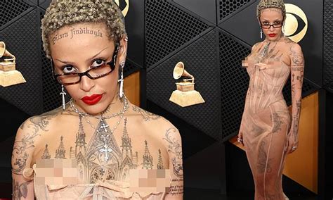 doja cat nip slip|Doja Cat suffers a nip slip at Grammys 2024